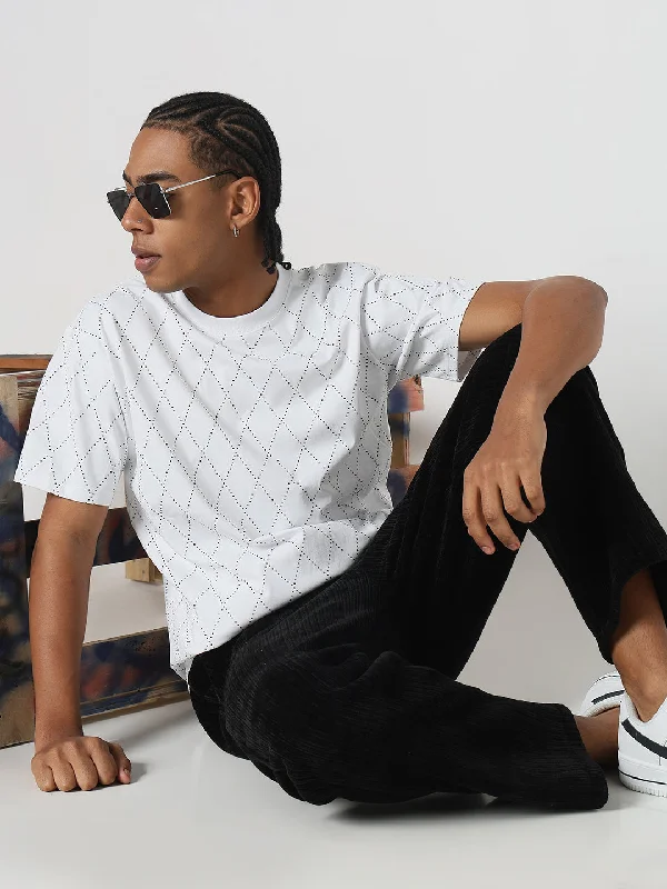 Men's smart - casual checkered t - shirts for semi - formal occasionsMen Casual White & Black Geometric T-Shirt Men's smart - casual checkered t - shirts for semi - formal occasionsMen Casual White & Black Geometric T-Shirt