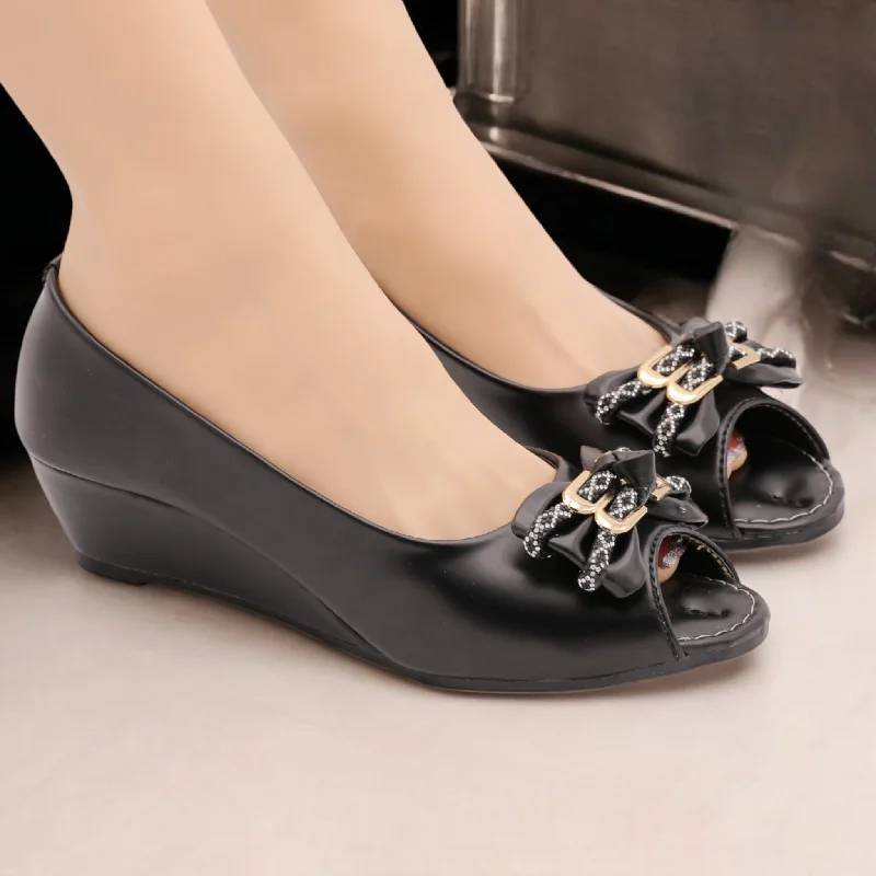 Men's slippers with a soft, flexible sole Men's slippers with a soft, flexible sole M0223 open toe Men's slippers with a soft, flexible sole Men's slippers with a soft, flexible sole M0223 open toe