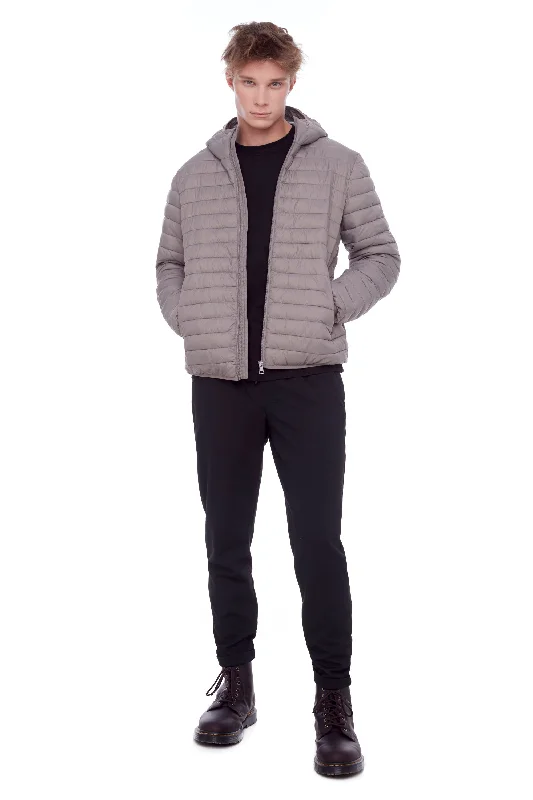 Waterproof men jackets with taped seams for heavy rain protection Men coats made of high - quality leather for a rugged and durable option YOHO MEN'S | MEN'S VEGAN DOWN (RECYCLED) LIGHTWEIGHT PACKABLE PUFFER Waterproof men jackets with taped seams for heavy rain protection Men coats made of high - quality leather for a rugged and durable option YOHO MEN'S | MEN'S VEGAN DOWN (RECYCLED) LIGHTWEIGHT PACKABLE PUFFER
