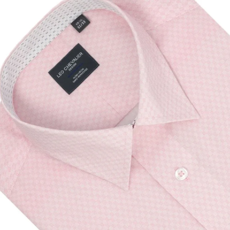 Men's Spread Collar Dress Shirts in Light Pink for a Stylish and Modern Office Look Pink 100% Cotton Non-Iron Long Sleeve Dress Shirts Men's Spread Collar Dress Shirts in Light Pink for a Stylish and Modern Office Look Pink 100% Cotton Non-Iron Long Sleeve Dress Shirts