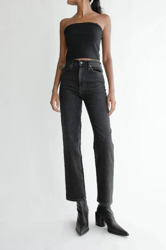 OAK ESSENTIAL STRAIGHT LEG HIGH-RISE JEAN