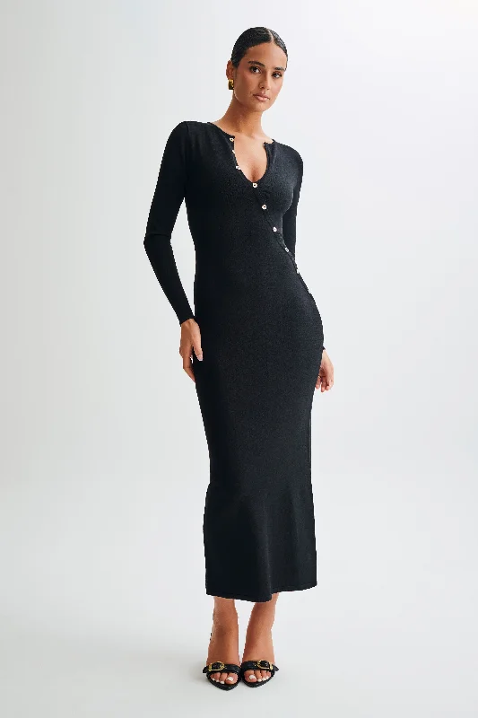 Maria Long Sleeve Buttoned Knit Maxi Dress - Black