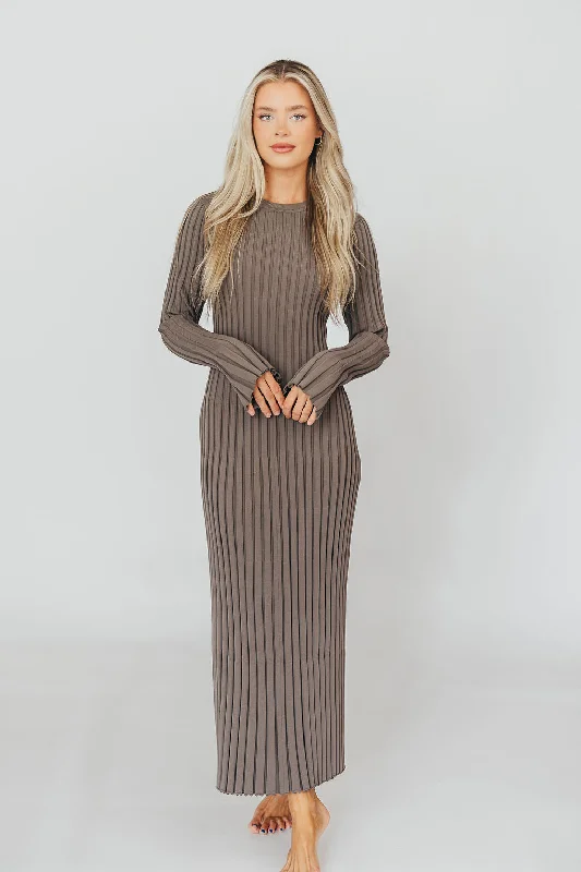 Colette Premium Long Sleeved Ribbed Knit Maxi Dress in Mocha Slate - Bump Friendly (Restocking in November)