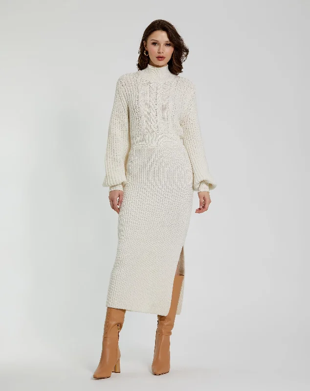 Long Sleeve Turtle Neck Knit Midi Dress