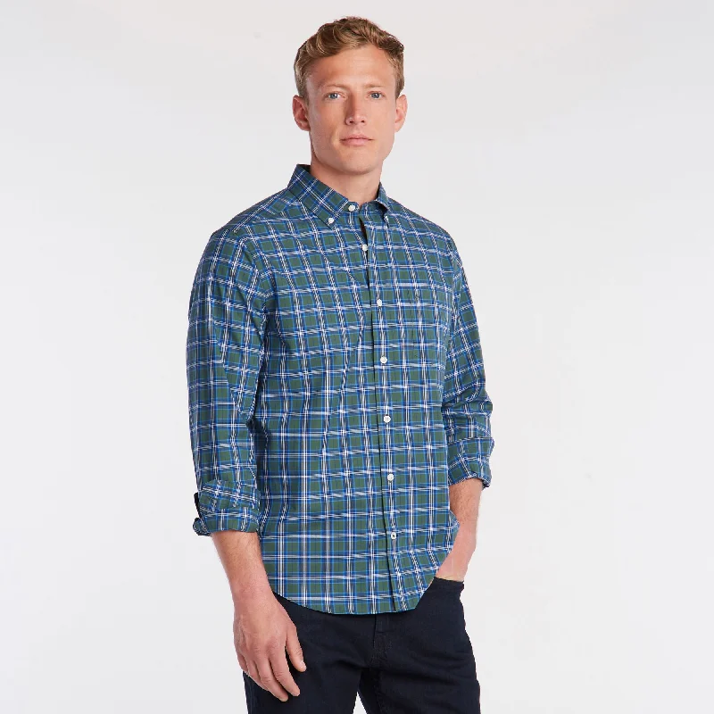 Men's short - sleeve linen t - shirts for summer beach outingsNautica Mens Big & Tall Classic Fit Wrinkle-Resistant Plaid Shirt